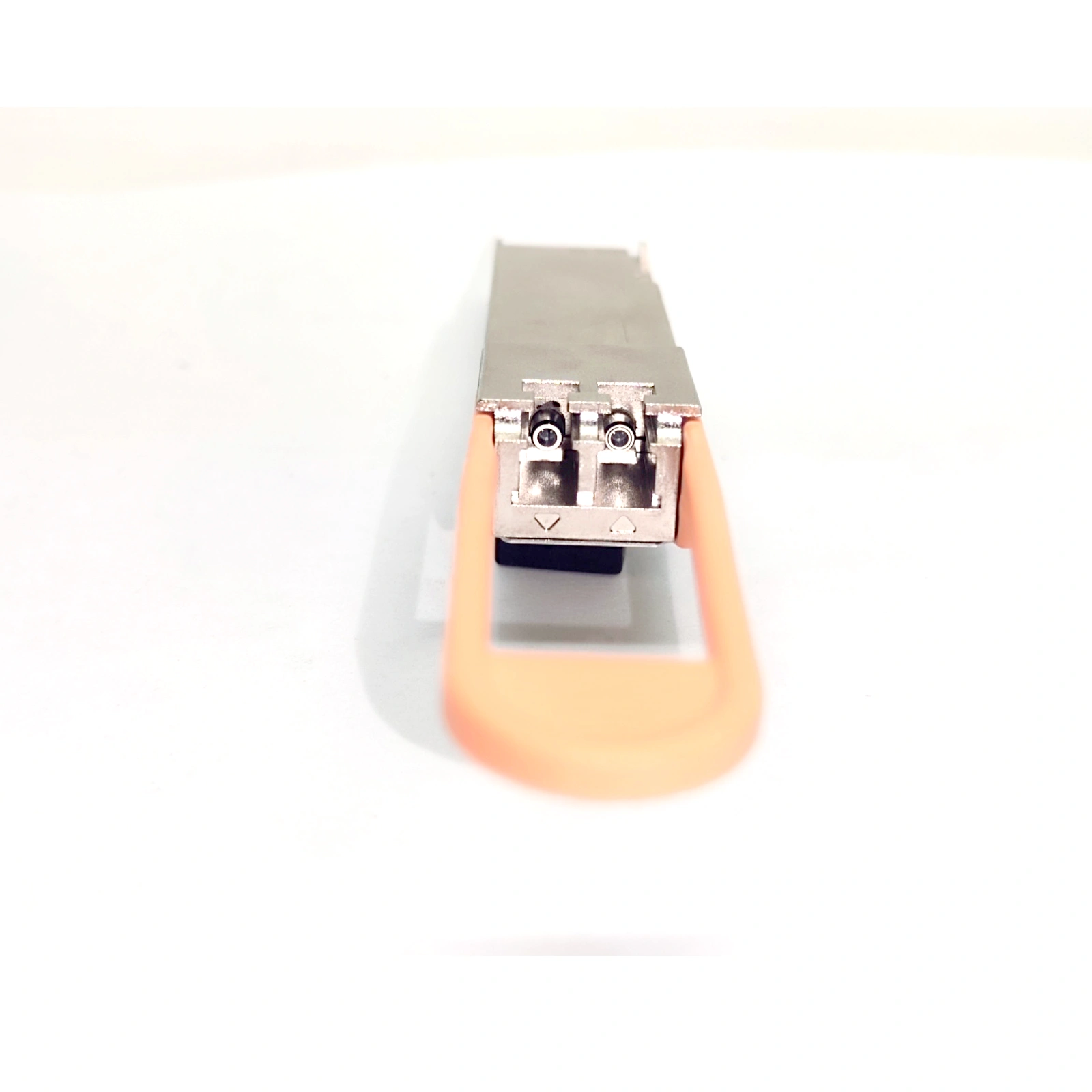 Ciena 160-9404-900 100G ER4 QSFP28 Transceiver Duplex LC Connector End Face Close-up